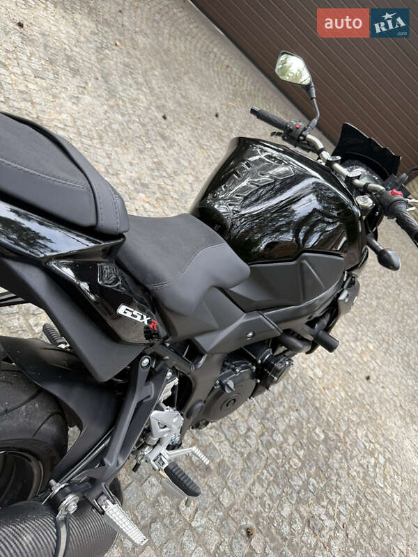 Мотоцикл Без обтекателей (Naked bike) Suzuki GSX-R 750 2015 в Днепре