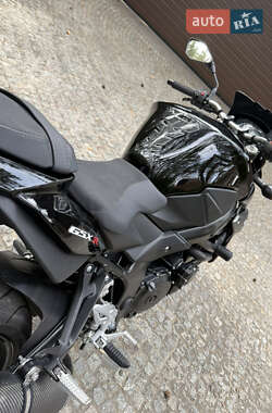 Мотоцикл Без обтекателей (Naked bike) Suzuki GSX-R 750 2015 в 