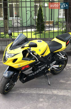 Спортбайк Suzuki GSX-R 750 2005 в 