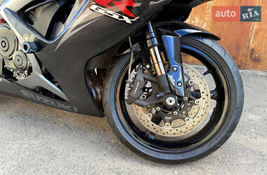 Спортбайк Suzuki GSX-R 750 2007 в 