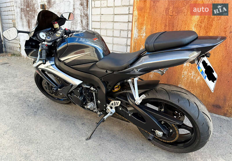 Спортбайк Suzuki GSX-R 750 2007 в Дніпрі