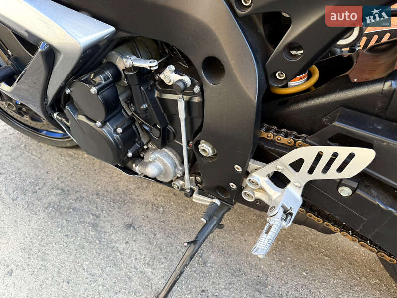 Спортбайк Suzuki GSX-R 750 2007 в Дніпрі
