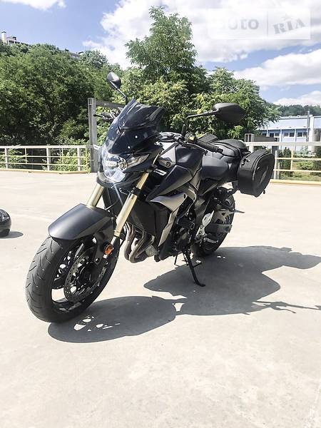 Мотоцикл Без обтекателей (Naked bike) Suzuki GSX-S 1000 2014 в Одессе
