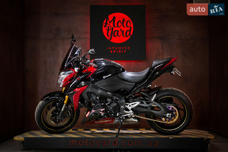 Мотоцикл Без обтекателей (Naked bike) Suzuki GSX-S 1000 2016 в 