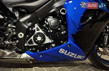 Мотоцикл Спорт-туризм Suzuki GSX-S 1000 2017 в 