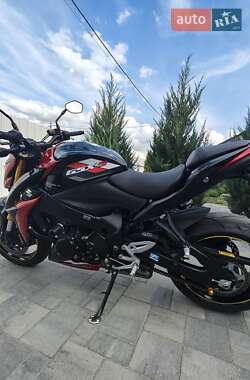 Мотоцикл Без обтекателей (Naked bike) Suzuki GSX-S 1000 2016 в Берёзовке
