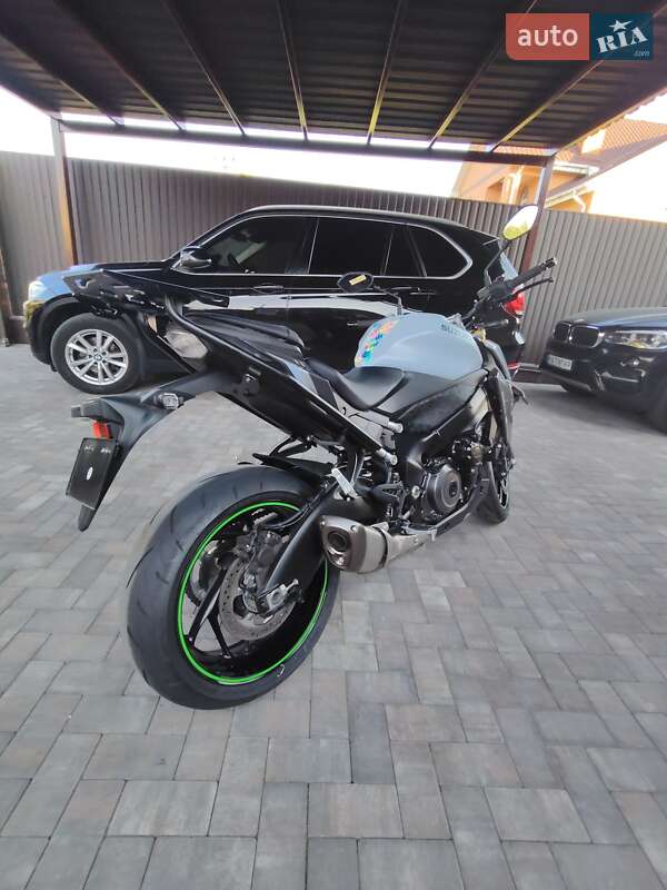 Мотоцикл Без обтекателей (Naked bike) Suzuki GSX-S 1000 2022 в Белогородке