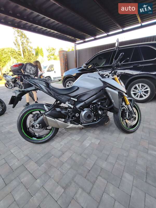 Мотоцикл Без обтекателей (Naked bike) Suzuki GSX-S 1000 2022 в Белогородке