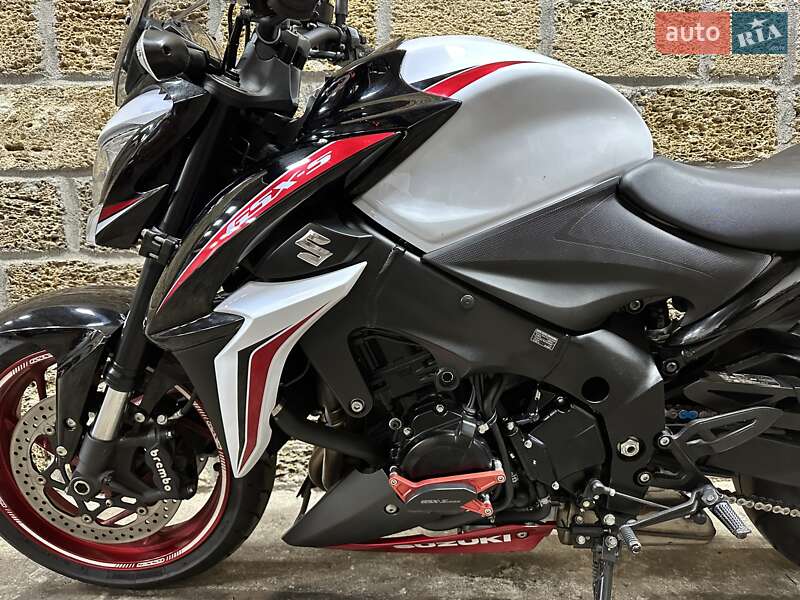 Мотоцикл Без обтекателей (Naked bike) Suzuki GSX-S 1000 2017 в Одессе