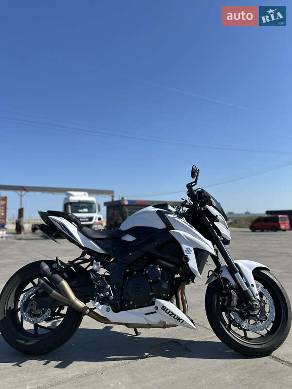 Suzuki GSX-S 750 2017
