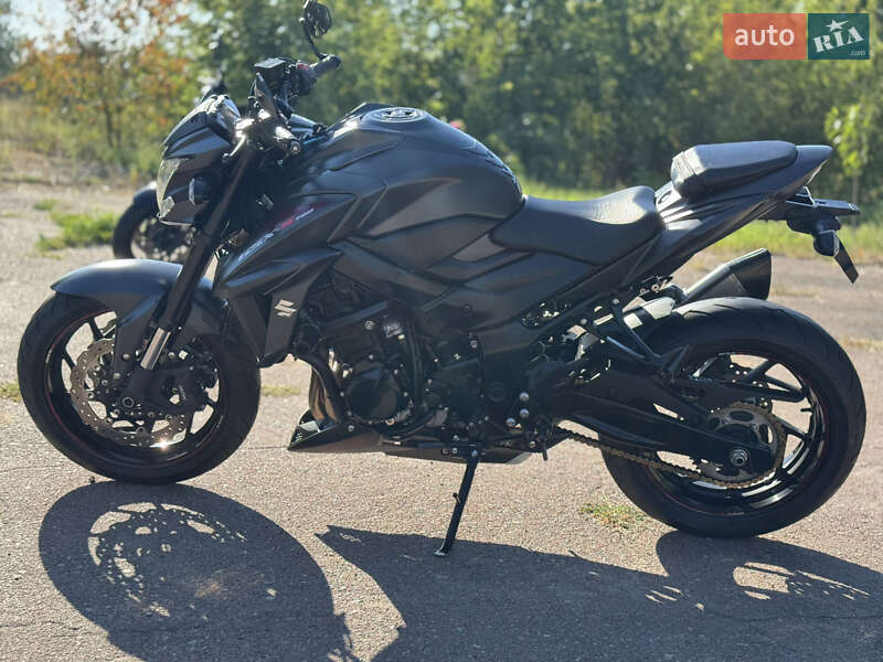 Мотоцикл Без обтекателей (Naked bike) Suzuki GSX-S 750 2017 в Сновске