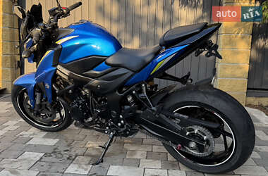 Мотоцикл Без обтекателей (Naked bike) Suzuki GSX-S 750 2023 в 