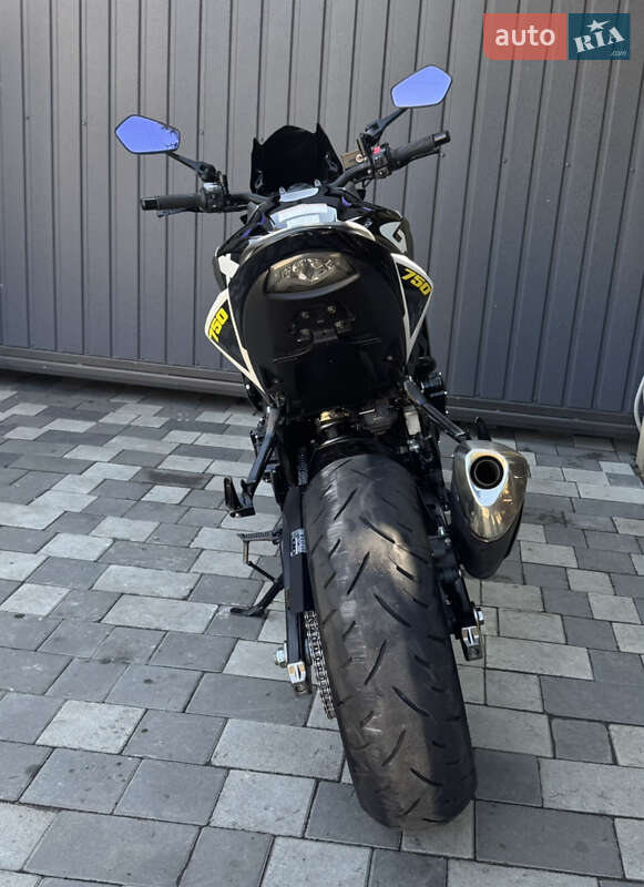 Мотоцикл Без обтекателей (Naked bike) Suzuki GSX-S 750 2021 в Новомосковске фото 8 Мотоцикл Без обтекателей (Naked bike) Suzuki GSX-S 750 2021 в Новомосковске