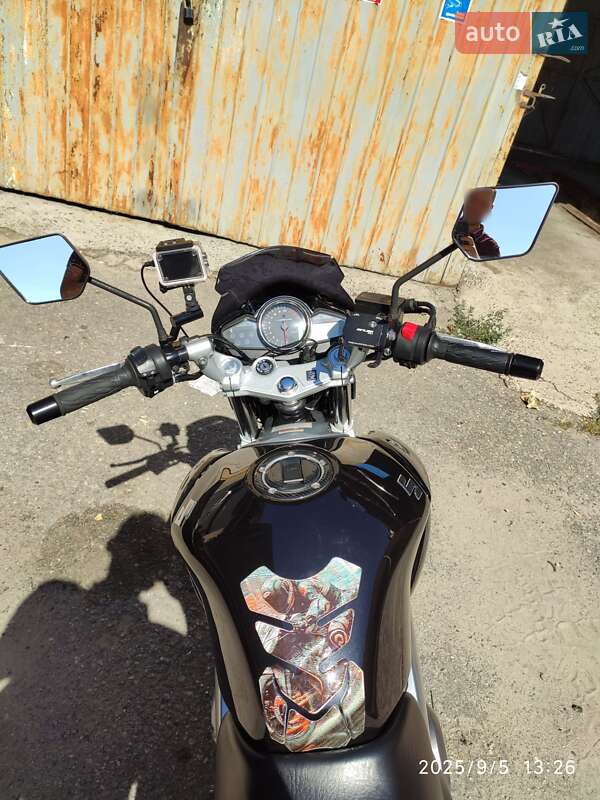 Мотоцикл Без обтікачів (Naked bike) Suzuki GW 250 2014 в Києві