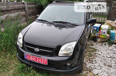 Хэтчбек Suzuki Ignis 2005 в Смеле