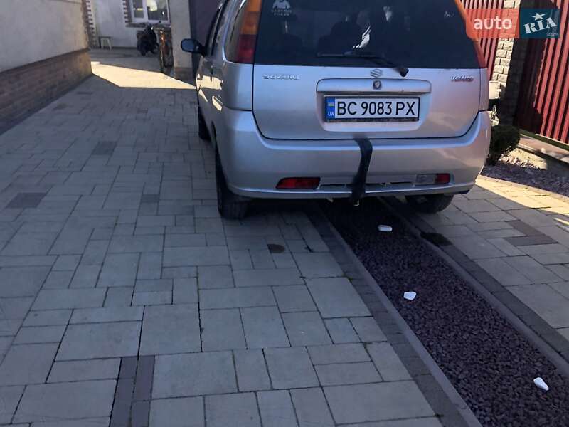 Хэтчбек Suzuki Ignis 2005 в Радехове