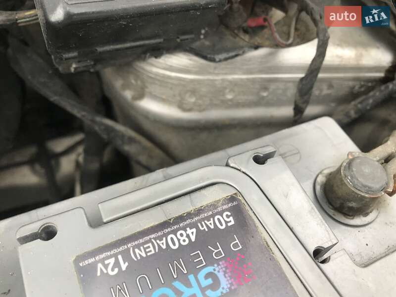 Хэтчбек Suzuki Ignis 2005 в Радехове