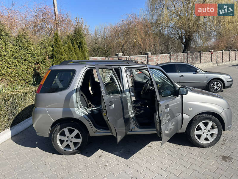 Хэтчбек Suzuki Ignis 2004 в Подволочиске