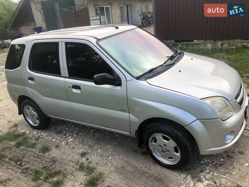 Универсал Suzuki Ignis 2005 в Городенке
