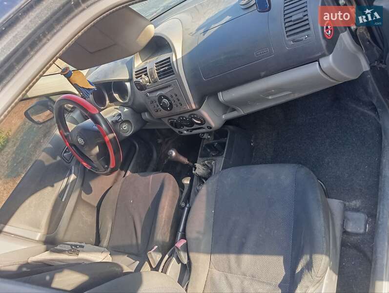 Универсал Suzuki Ignis 2006 в Овидиополе фото 4 Универсал Suzuki Ignis 2006 в Овидиополе