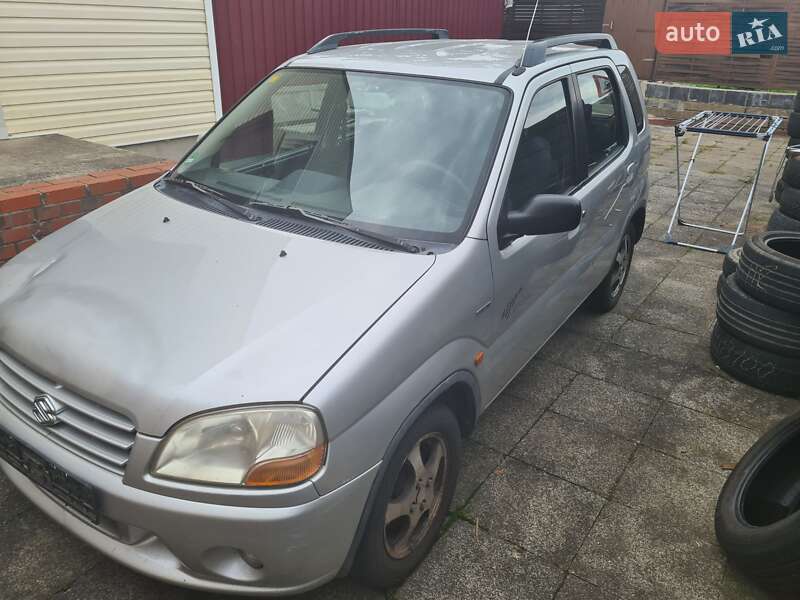 Хэтчбек Suzuki Ignis 2003 в 