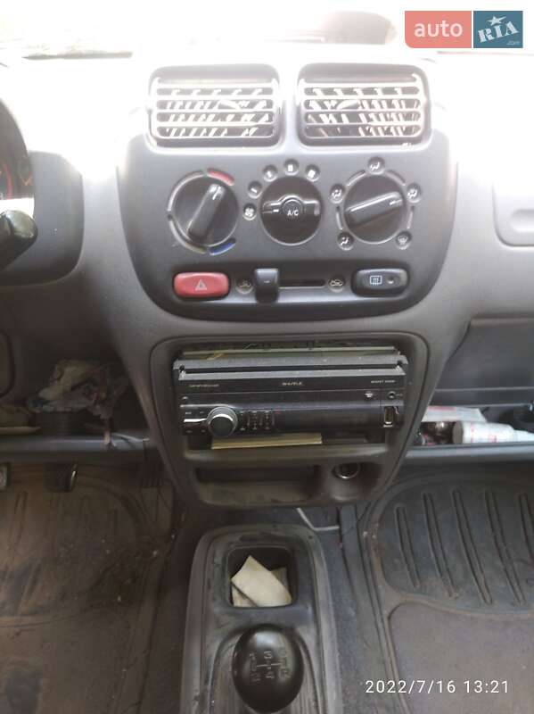 Хэтчбек Suzuki Ignis 2001 в Одессе фото 5 Хэтчбек Suzuki Ignis 2001 в Одессе