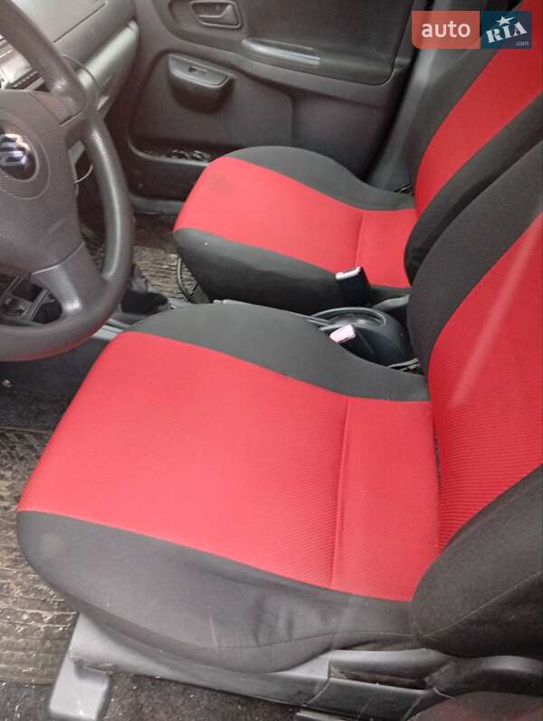 Универсал Suzuki Ignis 2007 в Харькове фото 4 Универсал Suzuki Ignis 2007 в Харькове