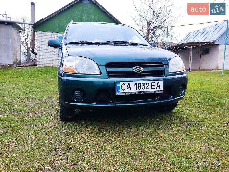 Хэтчбек Suzuki Ignis 2004 в Драбове