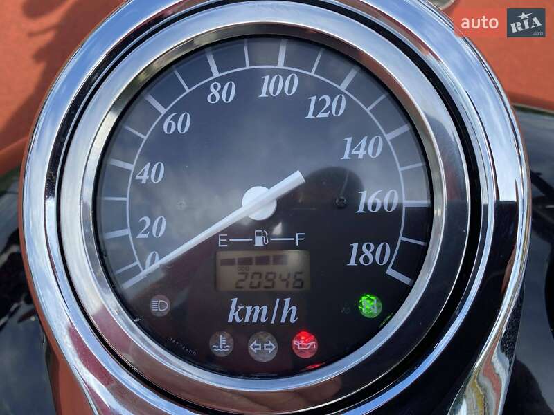 Мотоцикл Круизер Suzuki Intruder 400 2007 в Магдалиновке