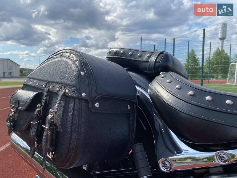 Мотоцикл Круизер Suzuki Intruder 400 2007 в Магдалиновке