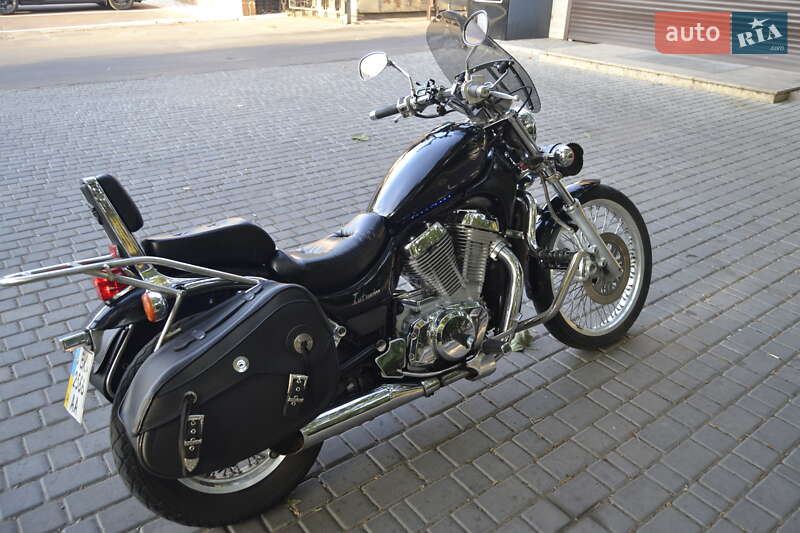 Мотоцикл Круизер Suzuki Intruder 400 2001 в Одессе фото 5 Мотоцикл Круизер Suzuki Intruder 400 2001 в Одессе