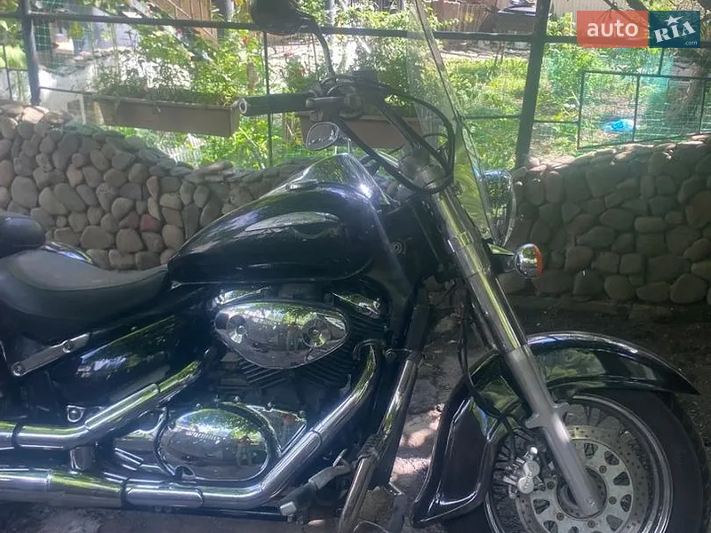 Suzuki Intruder 400 2002
