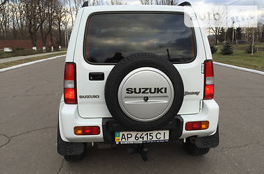 Внедорожник / Кроссовер Suzuki Jimny 2010 в 