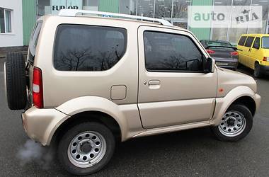 Внедорожник / Кроссовер Suzuki Jimny 2010 в 
