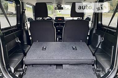 Позашляховик / Кросовер Suzuki Jimny 2020 в 