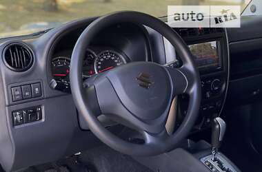 Позашляховик / Кросовер Suzuki Jimny 2018 в 
