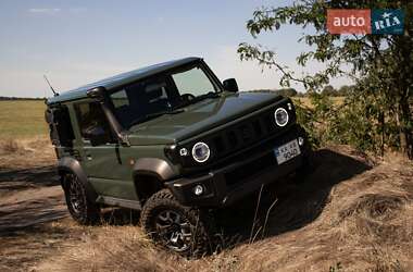 Позашляховик / Кросовер Suzuki Jimny 2022 в 