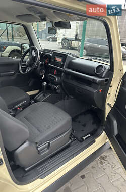 Внедорожник / Кроссовер Suzuki Jimny 2020 в 