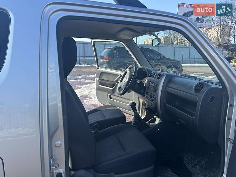 Внедорожник / Кроссовер Suzuki Jimny 2013 в Полтаве