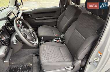 Позашляховик / Кросовер Suzuki Jimny 2022 в 
