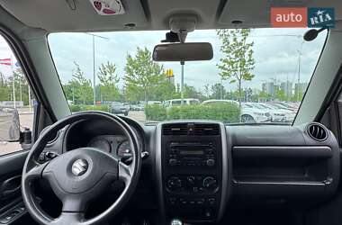 Внедорожник / Кроссовер Suzuki Jimny 2014 в 