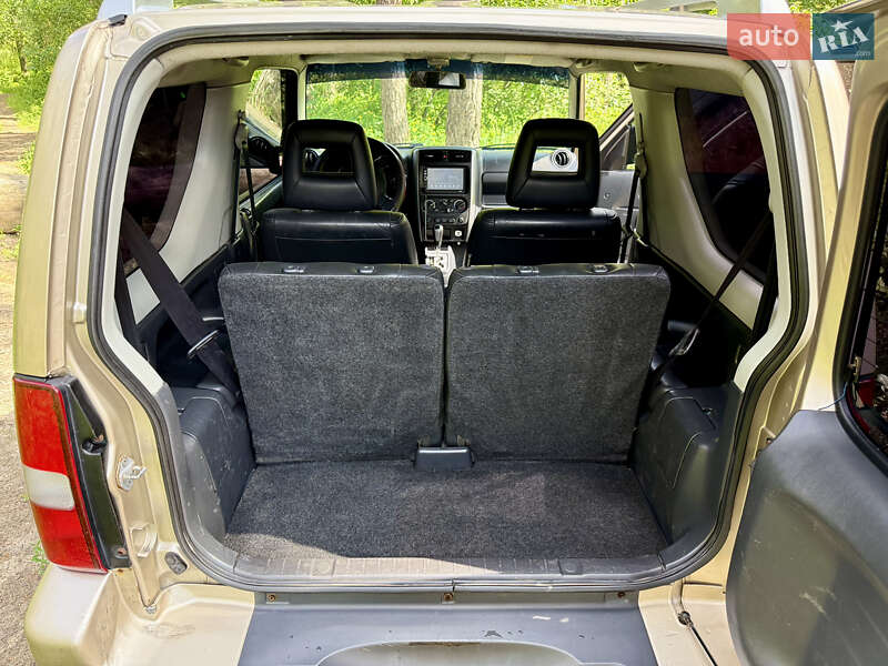 Внедорожник / Кроссовер Suzuki Jimny 2008 в Киеве