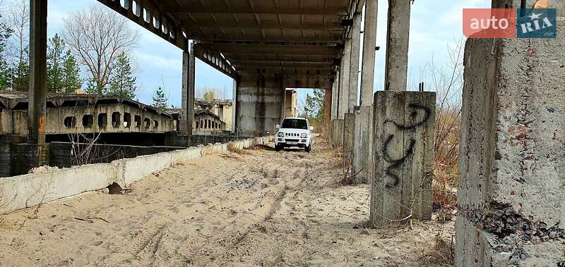 Внедорожник / Кроссовер Suzuki Jimny 2010 в Киеве