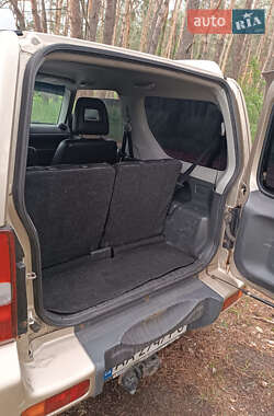 Позашляховик / Кросовер Suzuki Jimny 2008 в 