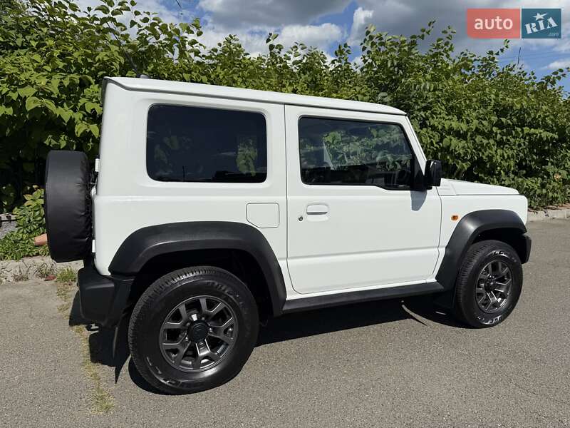 Внедорожник / Кроссовер Suzuki Jimny 2019 в Киеве