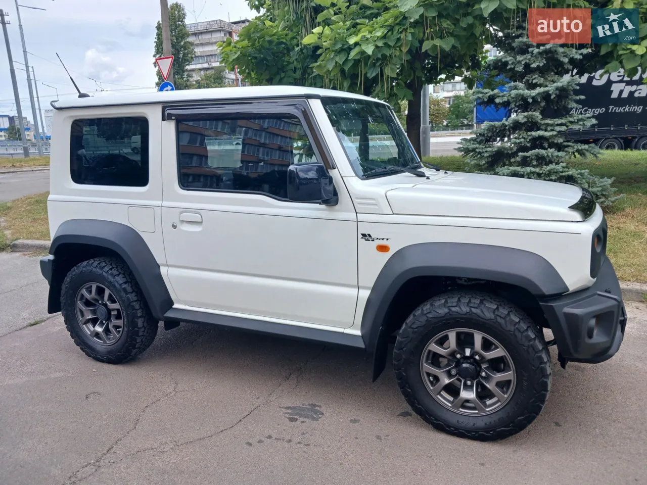 2016 Suzuki Jimny - мініатюра 15