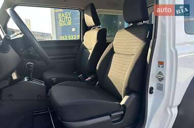 Внедорожник / Кроссовер Suzuki Jimny 2020 в 