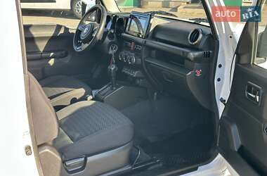 Внедорожник / Кроссовер Suzuki Jimny 2020 в 