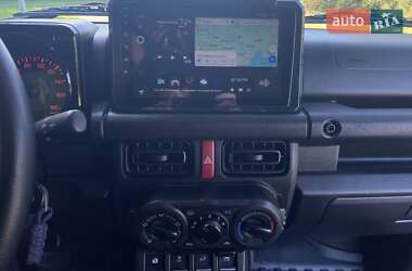 Внедорожник / Кроссовер Suzuki Jimny 2021 в 