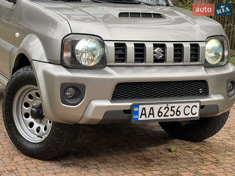 Внедорожник / Кроссовер Suzuki Jimny 2015 в Киеве фото 4 Внедорожник / Кроссовер Suzuki Jimny 2015 в Киеве